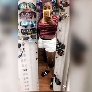 Meet your Posher, Yissel